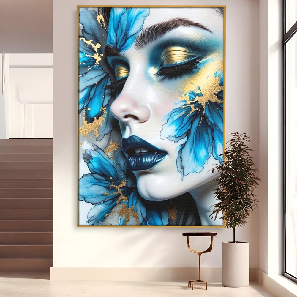 Tablou canvas cu tablou canvas cu portret feminin si flori albastre, in rama de aluminiu auriu